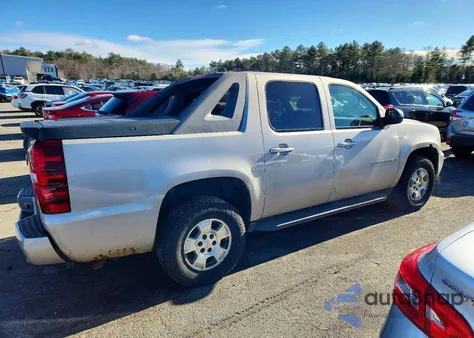 2009 Chevrolet Avalanche K1500 Lt z USA, uszkodzony, nr VIN 3GNFK22079G191834